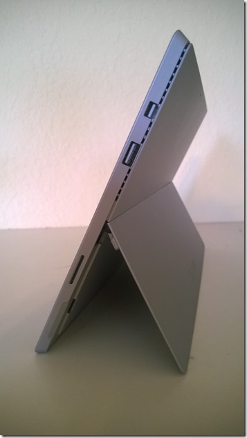 SurfacePro3RightSide SurfacePro3RightSide