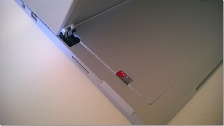 SurfacePro3SDXCSlot SurfacePro3SDXCSlot